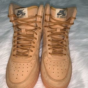 Nike Air Force 1 High ’flax’